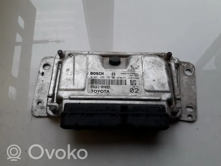 Toyota Aygo AB10 Sterownik / Moduł ECU 0261208702