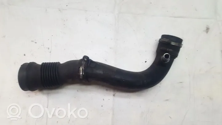 Volvo XC90 Tube d'admission de tuyau de refroidisseur intermédiaire 30714480