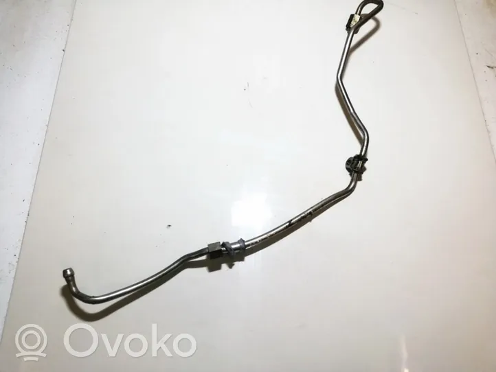 Volkswagen Golf V Fuel line/pipe/hose 