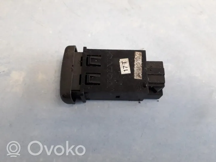 Volvo S40, V40 Seat heating switch 