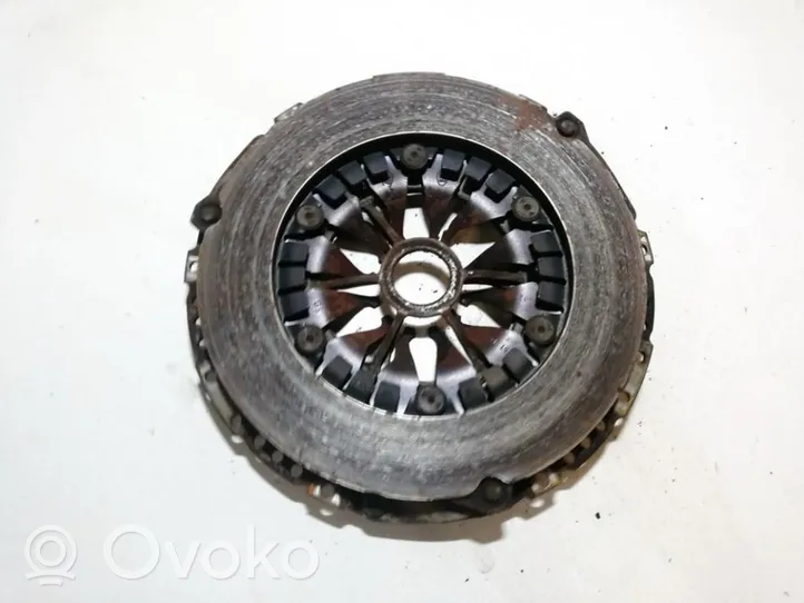 Volkswagen PASSAT B6 Pressure plate 03g141025e