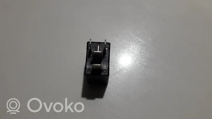 Volvo C30 Other relay 5M5T14B192AA