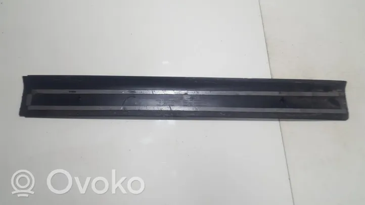 Audi A6 S6 C6 4F Takaoven kynnyksen suojalista 4F0853375H