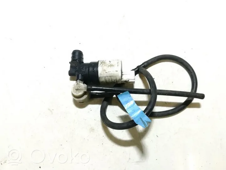 Ford Focus C-MAX Windscreen/windshield washer pump bk2117k624ba