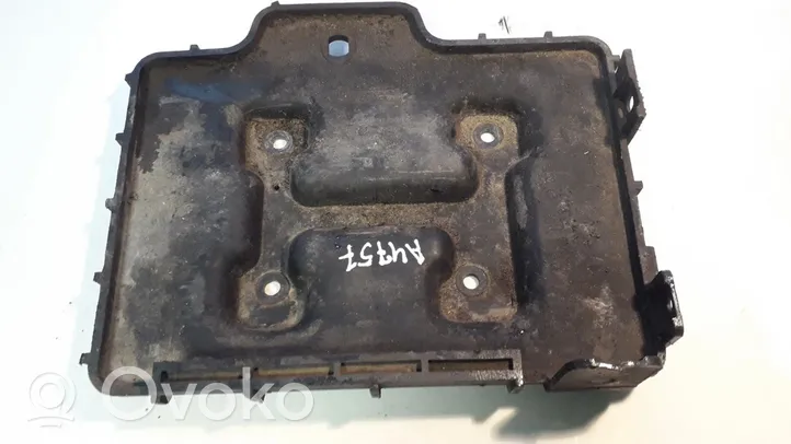 Hyundai Matrix Support boîte de batterie 3715017100