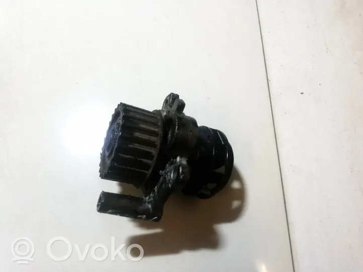 Volkswagen Golf IV Water pump 