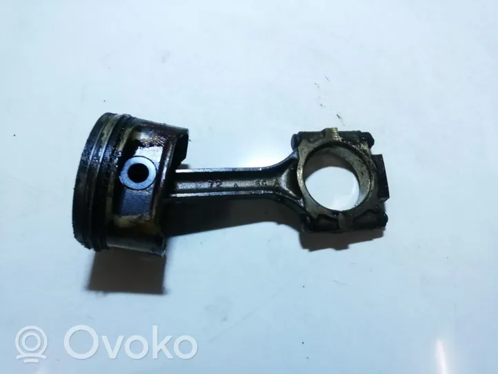 Hyundai XG Piston with connecting rod 