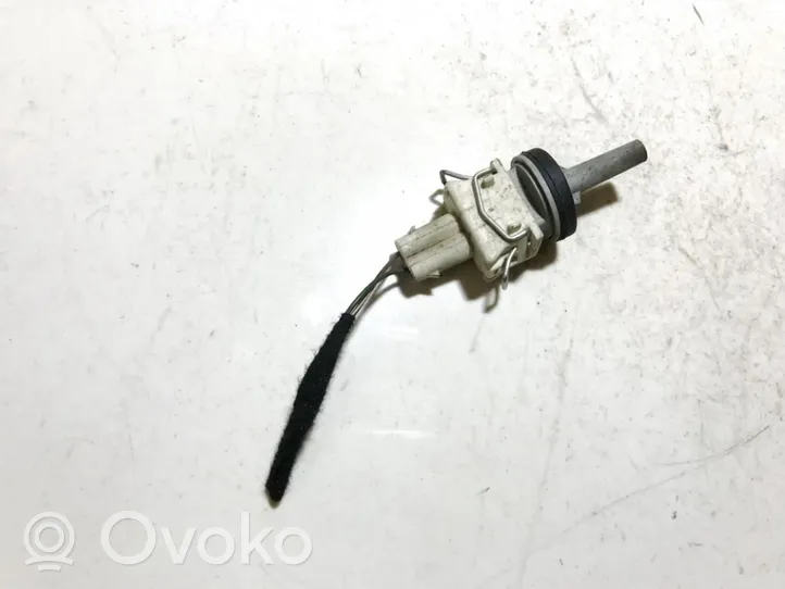 Volkswagen PASSAT B5.5 Sensor / Fühler / Geber 357972752e