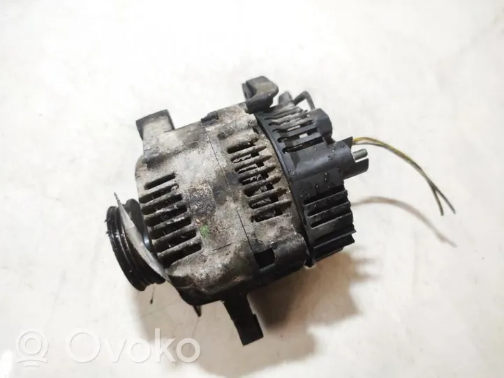 Renault Clio I Generatore/alternatore 