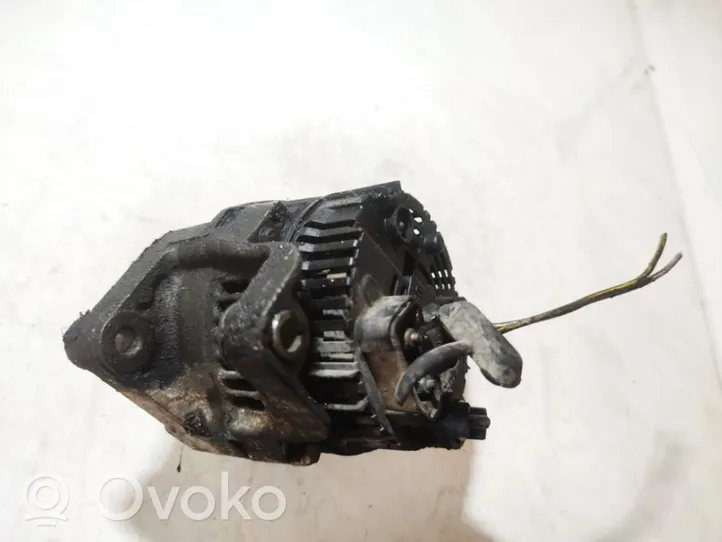 Renault Clio I Alternador 