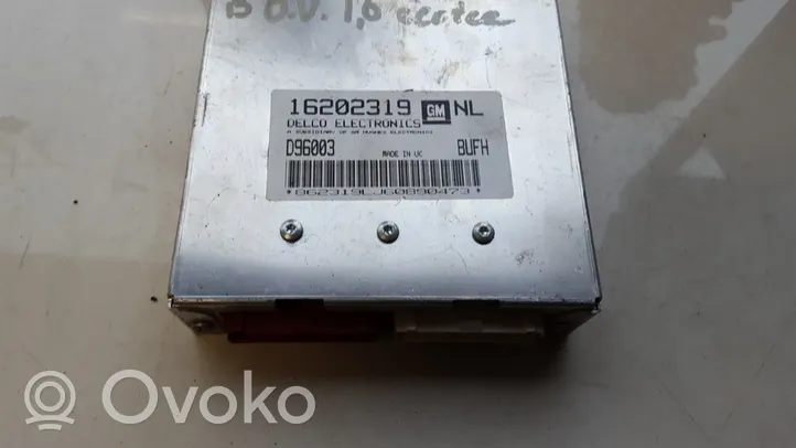 Opel Vectra B Variklio valdymo blokas 16202319