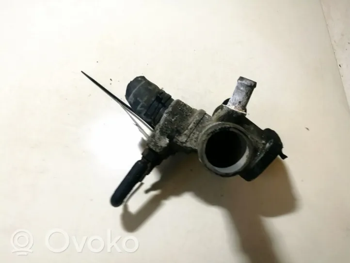 Audi A3 S3 8L Tuyau de liquide de refroidissement moteur 028121145b