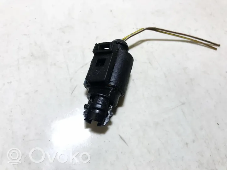 Audi A6 Allroad C5 Intake air temperature sensor 1j0973702