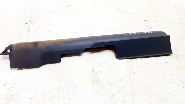 Mitsubishi Colt Copertura del rivestimento del sottoporta anteriore mr951652zz