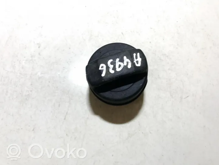 Audi A4 S4 B5 8D Tappo del serbatoio del carburante 191201553a