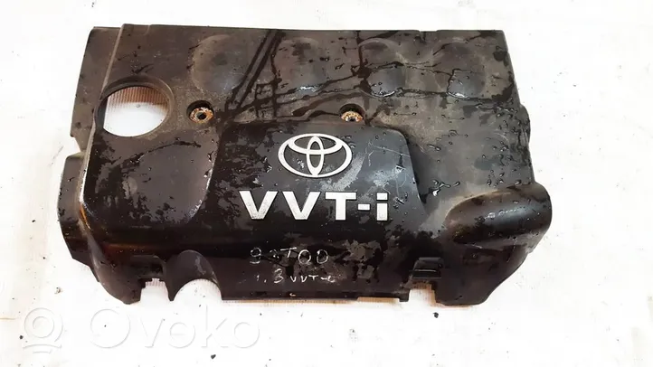 Toyota Yaris Verso Osłona górna silnika 2212221010