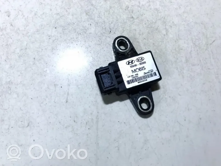 KIA Sorento Sensore di imbardata accelerazione ESP 956403e000