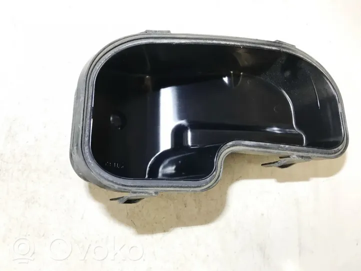 Ford Focus C-MAX Headlight/headlamp dust cover 