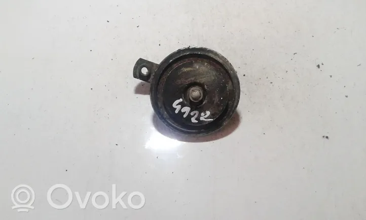 Volkswagen PASSAT B2 Horn signal 