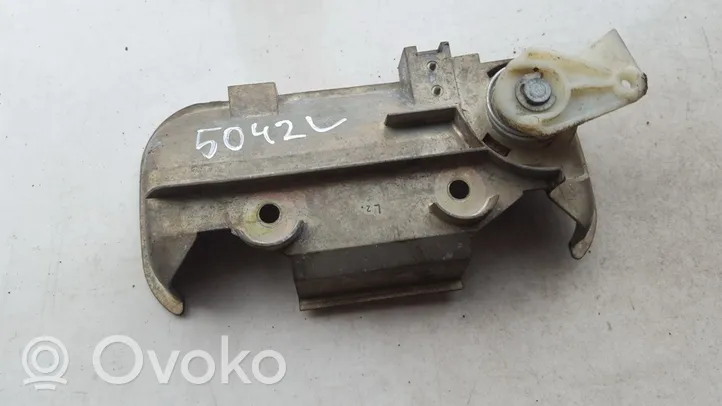 Opel Vectra B Front door lock (next to the handle) 