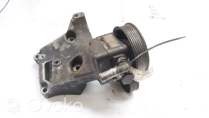 Opel Vectra B Power steering pump 90528666
