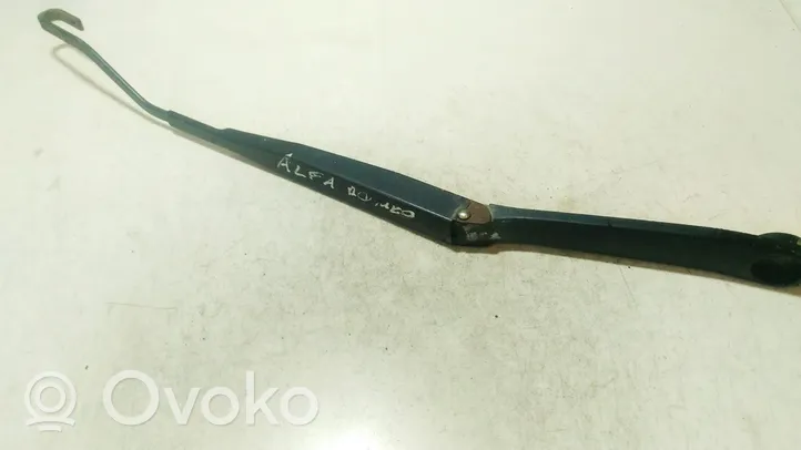 Alfa Romeo 156 Front wiper blade arm A065