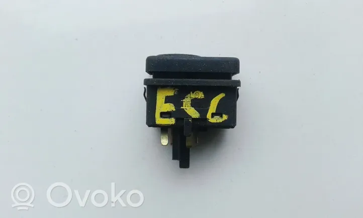 Ford Escort Włącznik świateł przeciwmgielnych 91AG15K237