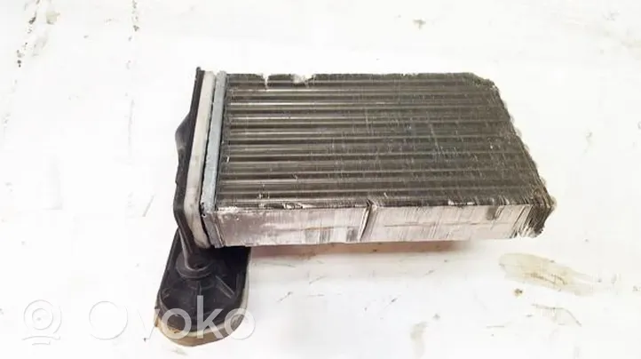 Volkswagen Golf IV Radiateur de chauffage 1j1819031b