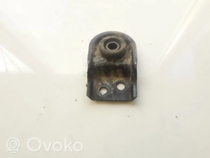 Volvo S40, V40 Fixation de radiateur MB925655