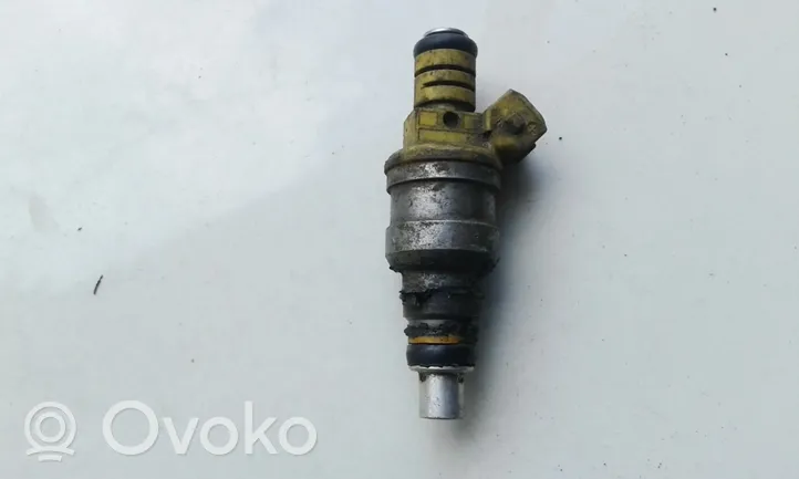 Volvo 850 Injecteur de carburant 280150779