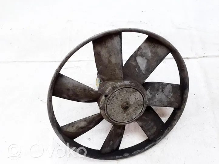 Volkswagen PASSAT B3 Convogliatore ventilatore raffreddamento del radiatore 191959455af