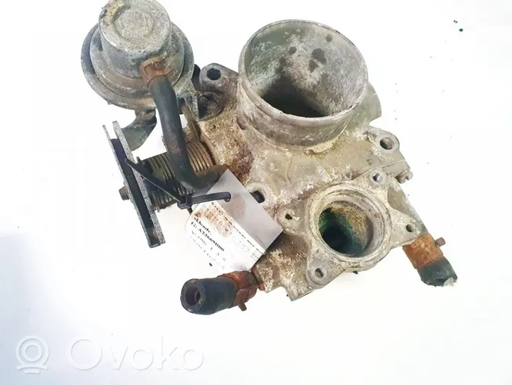 Nissan Primera Drosselklappenventil A22669B00