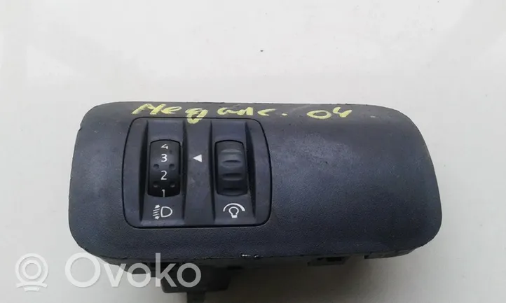 Renault Megane II Žibintų aukščio reguliavimo jungtukas 82000954958