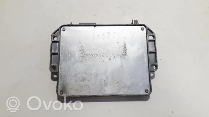 Renault Kangoo I Calculateur moteur ECU 7700112767