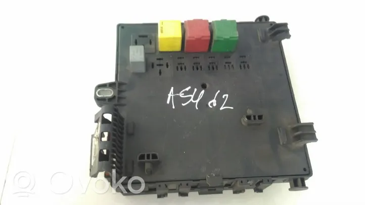 Opel Vectra C Fuse box set 13189923