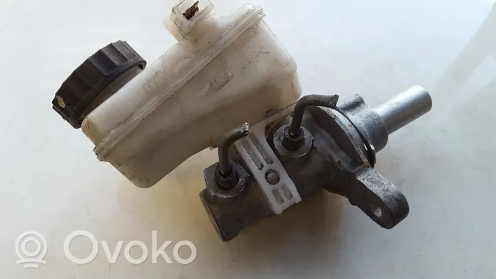 Toyota Aygo AB10 Główny cylinder hamulca 0204y21822