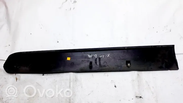 Volvo XC70 Apdaila priekinių durų (moldingas) 9190884