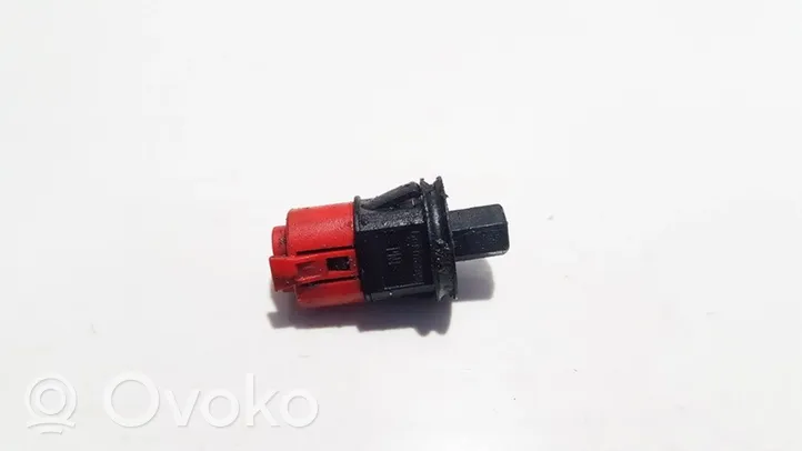 Volkswagen Golf III Front door sensor 1H0947563A