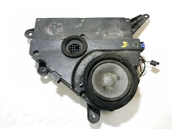 Lexus GS 300 400 430 Altavoz subwoofer 8615030180