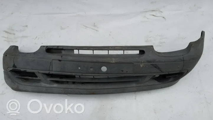 Renault Twingo I Front bumper pilkas