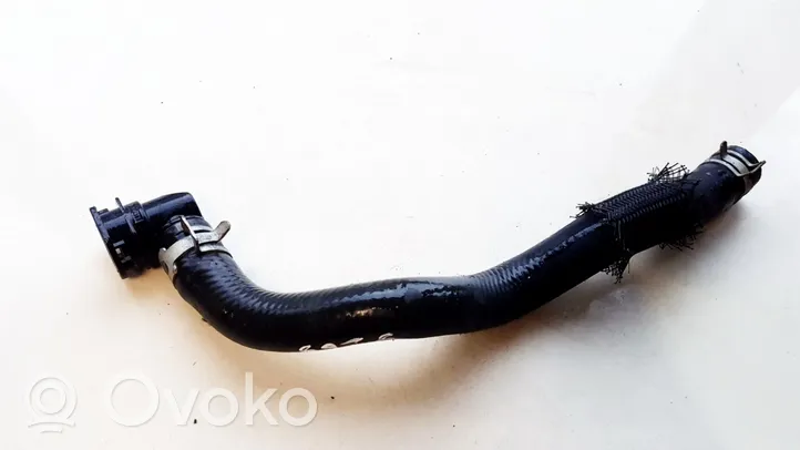 Suzuki Grand Vitara II Moottorin vesijäähdytyksen putki/letku 