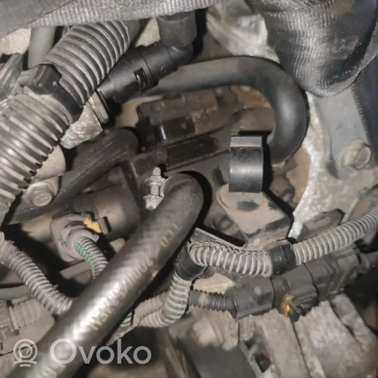 Opel Zafira B Pompe d'injection de carburant à haute pression 0445010156