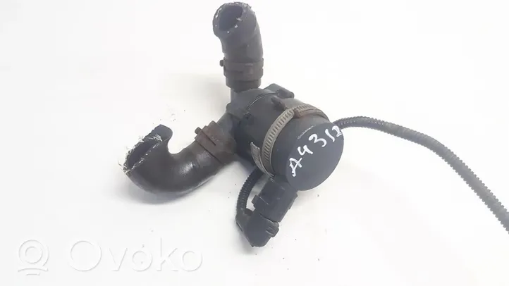 Volkswagen Touareg I Pompe de circulation d'eau 7l0965561