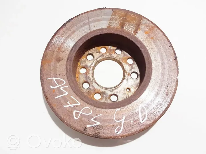 Volkswagen Jetta V Rear brake disc neventiliuojamas