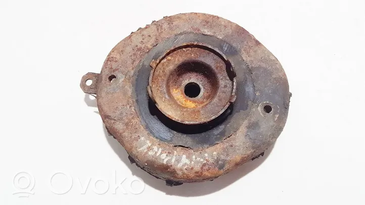 Renault 19 Supporto di montaggio della molla elicoidale 7700793723