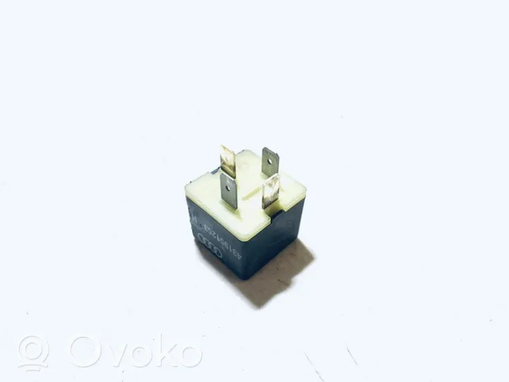 Audi A6 S6 C4 4A Other relay 431951253