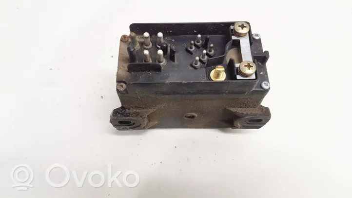 Volkswagen II LT Przekaźnik / Modul układu ogrzewania wstępnego 2d0911253