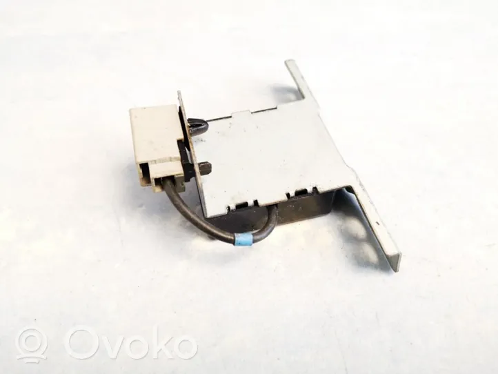 Volkswagen Polo III 6N 6N2 6NF Antenna control unit 