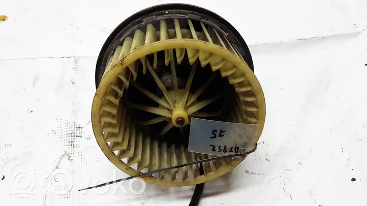 Audi 80 90 B3 Ventola riscaldamento/ventilatore abitacolo 