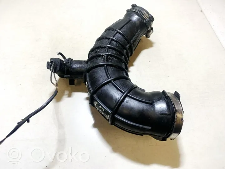 Audi A8 S8 D4 4H Air intake hose/pipe 4h0129572